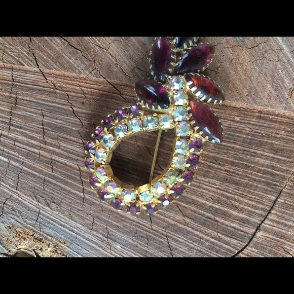 Purple Aurora Borealis Vintage Brooch - Picture 4 of 6